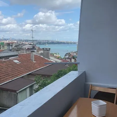 Apartment Butiq Flat With Bosphorus View *