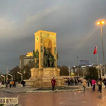 Butiq Flat With Bosphorus View Istanbul